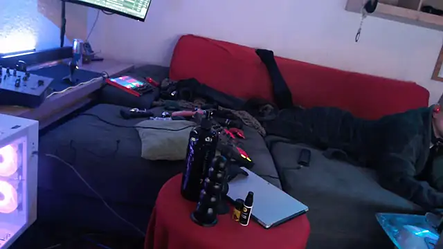 davidgntxxxxx online show from March 27, 2026, 5:47 pm