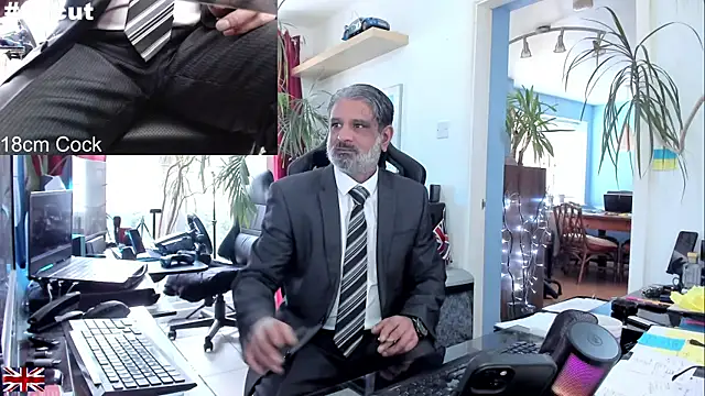 OnlineBossUK online show from September 29, 2025, 12:11 pm