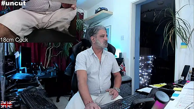 OnlineBossUK online show from September 12, 2025, 10:42 pm