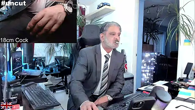 OnlineBossUK online show from September 17, 2025, 6:10 pm