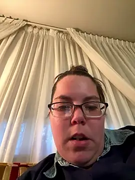 LacieStar online show from December 2, 2024, 10:07 pm