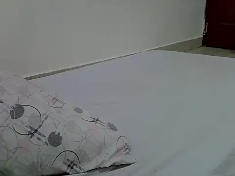 FANCY METTY online show from February 20, 2026, 2:19 am