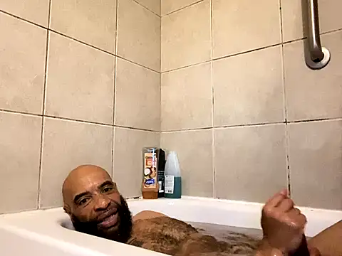 ANAKONDA KIING online show from September 14, 2025, 7:47 pm