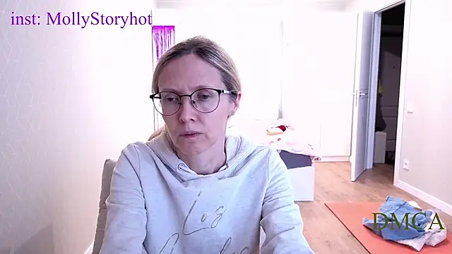 angelmommu online show from March 22, 2026, 8:38 am