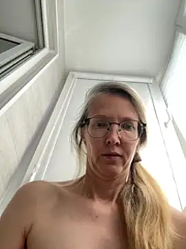 angelmommu online show from July 11, 2026, 7:19 am