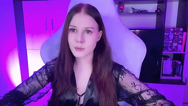 jasminevine online show from February 6, 2025, 11:48 pm