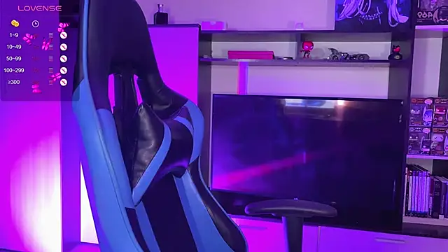 jasminevine online show from December 1, 2024, 8:36 pm