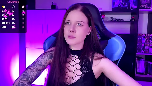 jasminevine online show from December 8, 2024, 10:25 pm