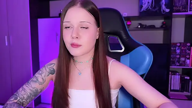 jasminevine online show from April 29, 2026, 11:33 pm