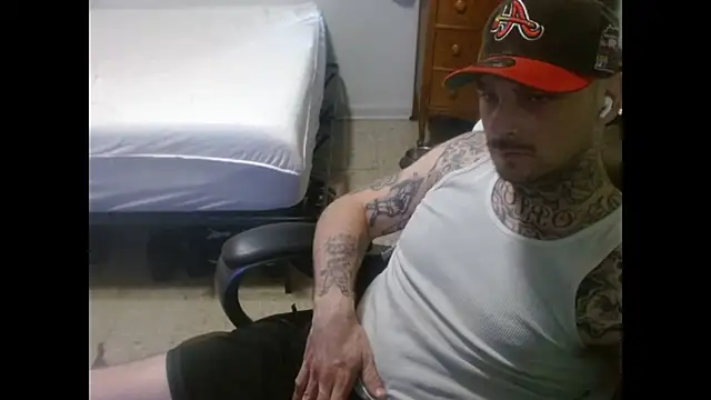 DADDY KANE8--- online show from May 27, 2026, 11:23 pm