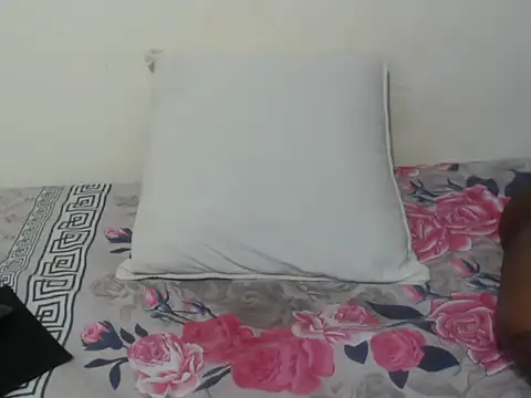 queen  ebony online show from March 1, 2025, 3:16 pm