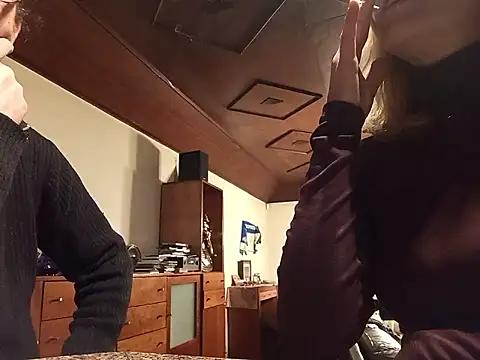 coolkasal online show from April 13, 2026, 7:40 pm