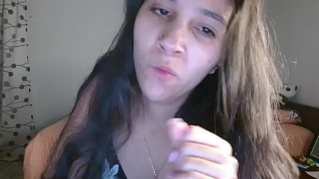 mia  lopez  online show from March 21, 2025, 1:24 am