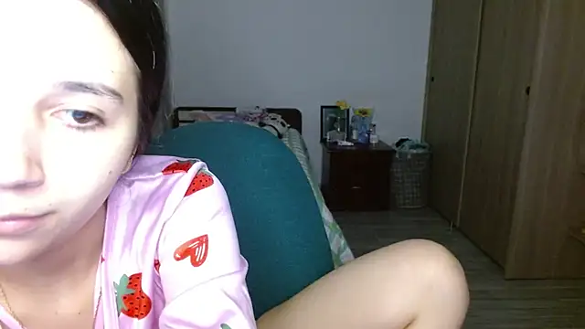 mia  lopez  online show from October 2, 2025, 12:47 am