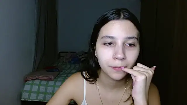 mia  lopez  online show from October 7, 2025, 1:28 am