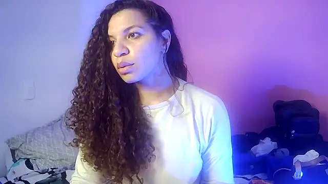 Snapshot of gatubelahot chatting on February 28, 2026, 6:40 pm gatubelahot online show from February 28, 2026, 6:40 pm