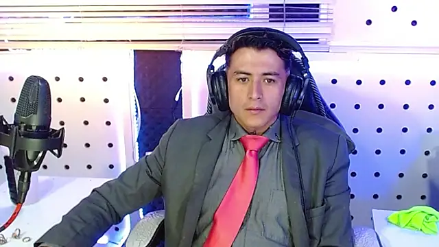 Darko0717 online show from November 23, 2025, 1:21 pm