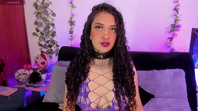 Cata green online show from September 18, 2025, 8:12 pm