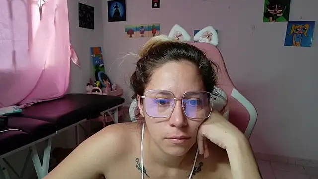 MommyMiaWs online show from January 19, 2026, 3:49 pm