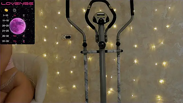 Snapshot of EvaSileZ chatting on February 22, 2025, 4:40 pm EvaSileZ online show from February 22, 2025, 4:40 pm