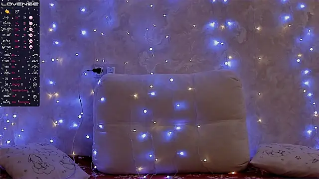 Snapshot of EvaSileZ chatting on January 6, 2026, 5:11 am EvaSileZ online show from January 6, 2026, 5:11 am