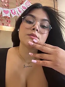 im mou  online show from February 12, 2026, 12:49 pm