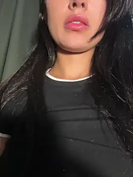 EvaMoet online show from October 14, 2025, 1:06 am