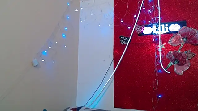 liliimilf online show from March 15, 2026, 3:24 am