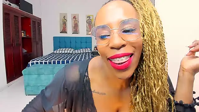 Snapshot of TAYLORR778 chatting on April 21, 2026, 2:23 pm TAYLORR778 online show from April 21, 2026, 2:23 pm