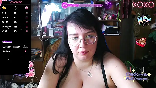 LeonaHarrison online show from March 10, 2025, 5:11 am