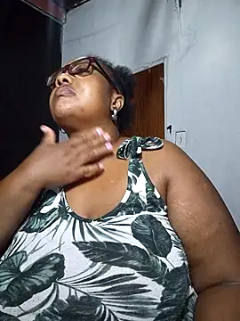 YELLOW BONE online show from February 18, 2025, 8:47 pm