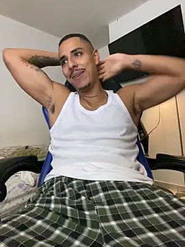 Snapshot of Ilovepancackes chatting on December 2, 2025, 12:44 am Ilovepancackes online show from December 2, 2025, 12:44 am