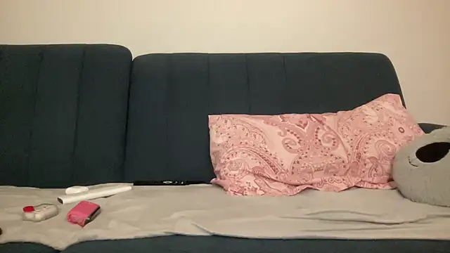 Sasha  Love online show from September 19, 2025, 12:14 am