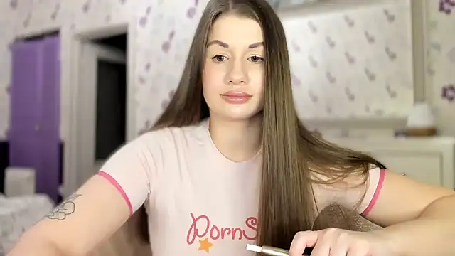 Snapshot of JuicyHelenX chatting on October 12, 2025, 3:13 pm JuicyHelenX online show from October 12, 2025, 3:13 pm