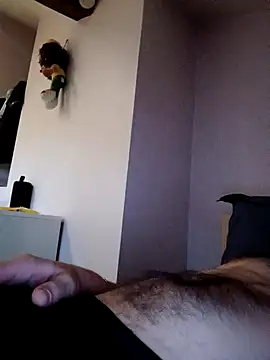 Snapshot of Alainsolo chatting on September 8, 2025, 5:01 pm Alainsolo online show from September 8, 2025, 5:01 pm