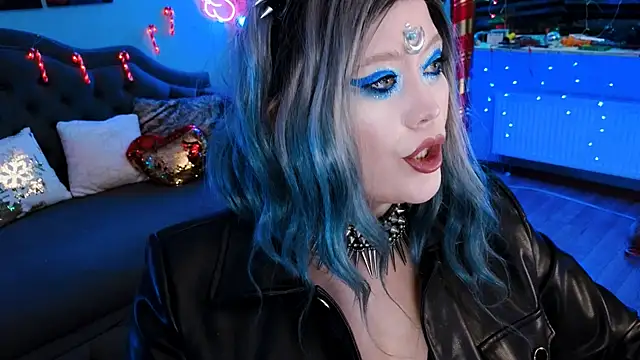 wickedxqueen online show from December 28, 2024, 4:30 pm
