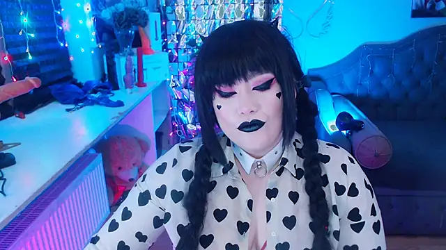 wickedxqueen online show from February 5, 2025, 9:40 pm