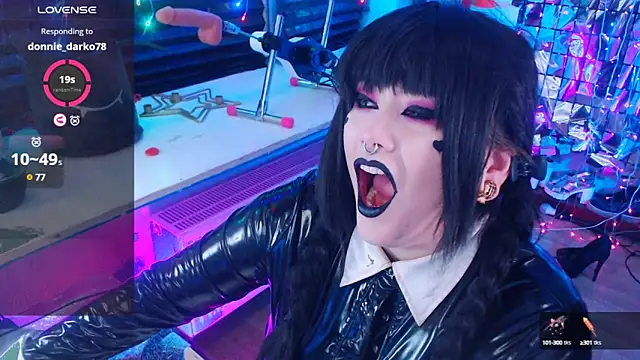 wickedxqueen online show from February 4, 2025, 4:48 am