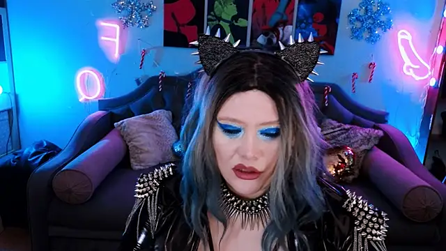 wickedxqueen online show from December 29, 2024, 3:22 am