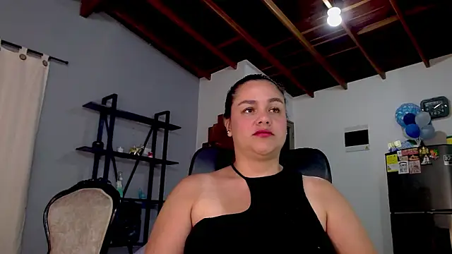 maela1 online show from October 19, 2025, 7:11 am