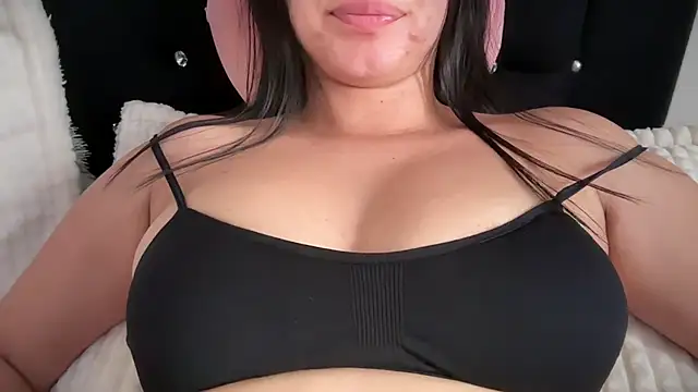 Sara Squirting Heels online show from February 25, 2025, 7:38 pm