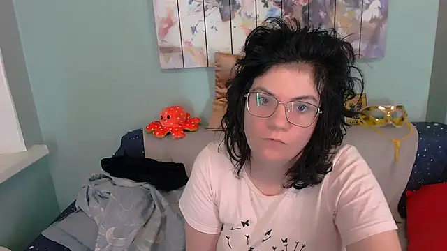 EverlyRays online show from October 27, 2025, 11:44 am