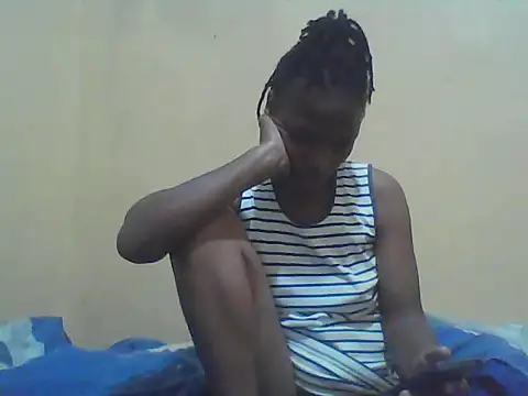 Smillie prety online show from November 23, 2025, 2:10 am