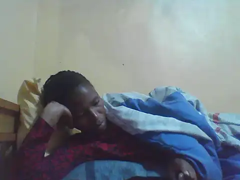 Smillie prety online show from May 19, 2026, 1:56 am