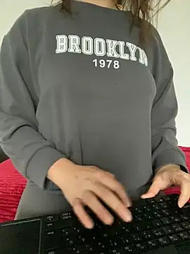 AlisaaRose online show from February 25, 2025, 3:09 pm