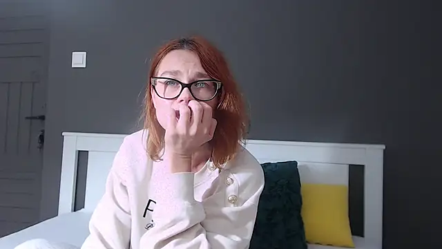 AugustStormS online show from September 17, 2025, 6:32 pm