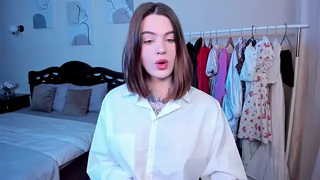 Snapshot of NikkieKatty chatting on January 17, 2025, 5:08 pm NikkieKatty online show from January 17, 2025, 5:08 pm