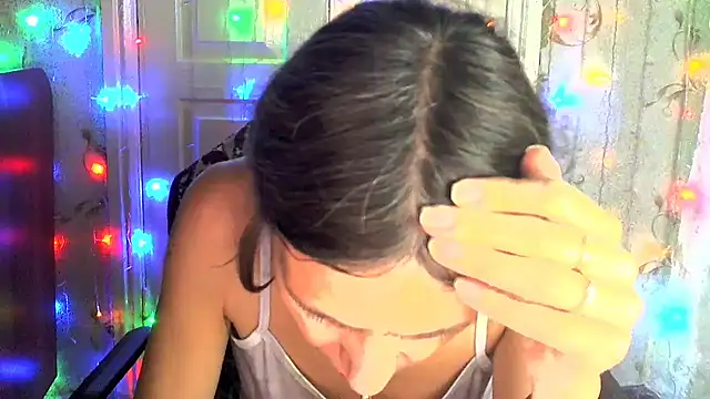 Ladywinter online show from October 24, 2025, 3:22 pm