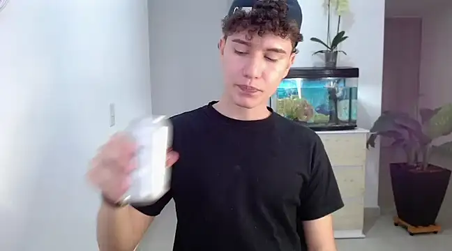 adrian morelly online show from December 6, 2024, 9:51 pm