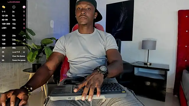 DannSmmith online show from February 21, 2026, 5:09 am